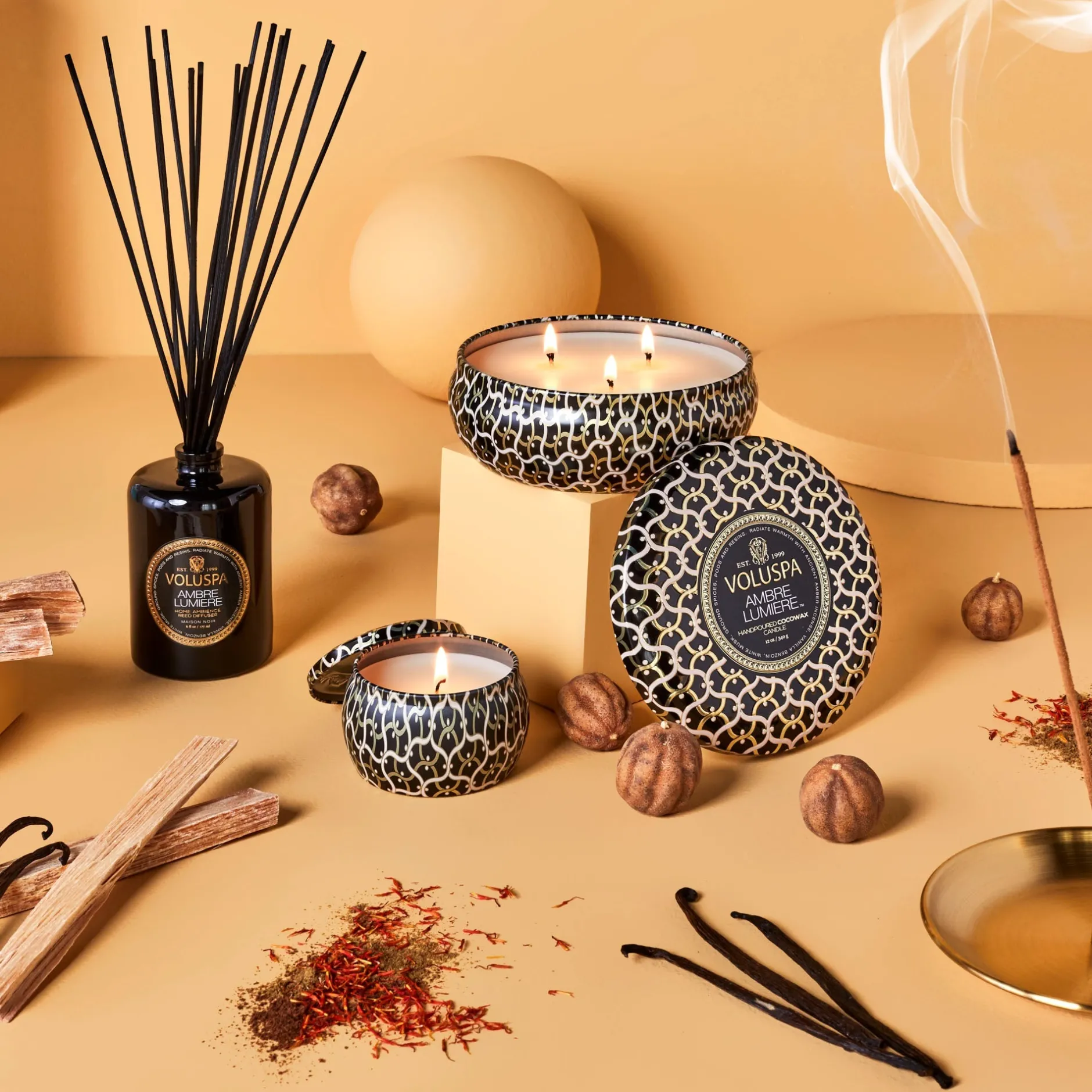 Voluspa 3 Wick Tin|Ambre Lumiere