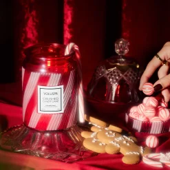 Voluspa Large Jars|Crushed Candy Cane