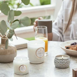 Voluspa Eucalyptus & White Sage|Mini Tin|Eucalyptus & White Sage