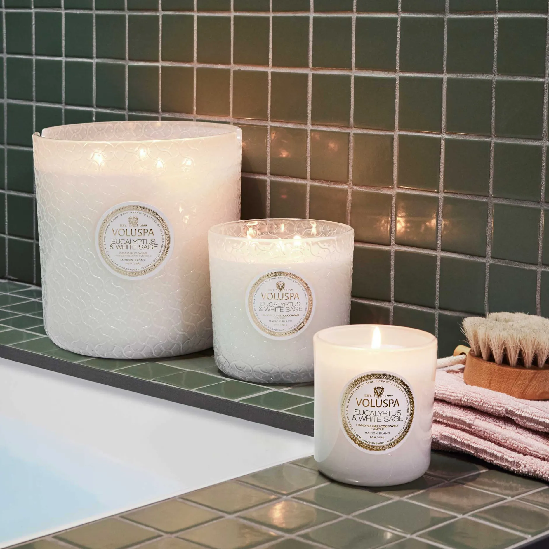 Voluspa 5 Wick Hearths|Eucalyptus & White Sage|Eucalyptus & White Sage