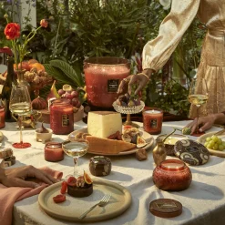 Voluspa Forbidden Fig|5 Wick Hearths|Forbidden Fig