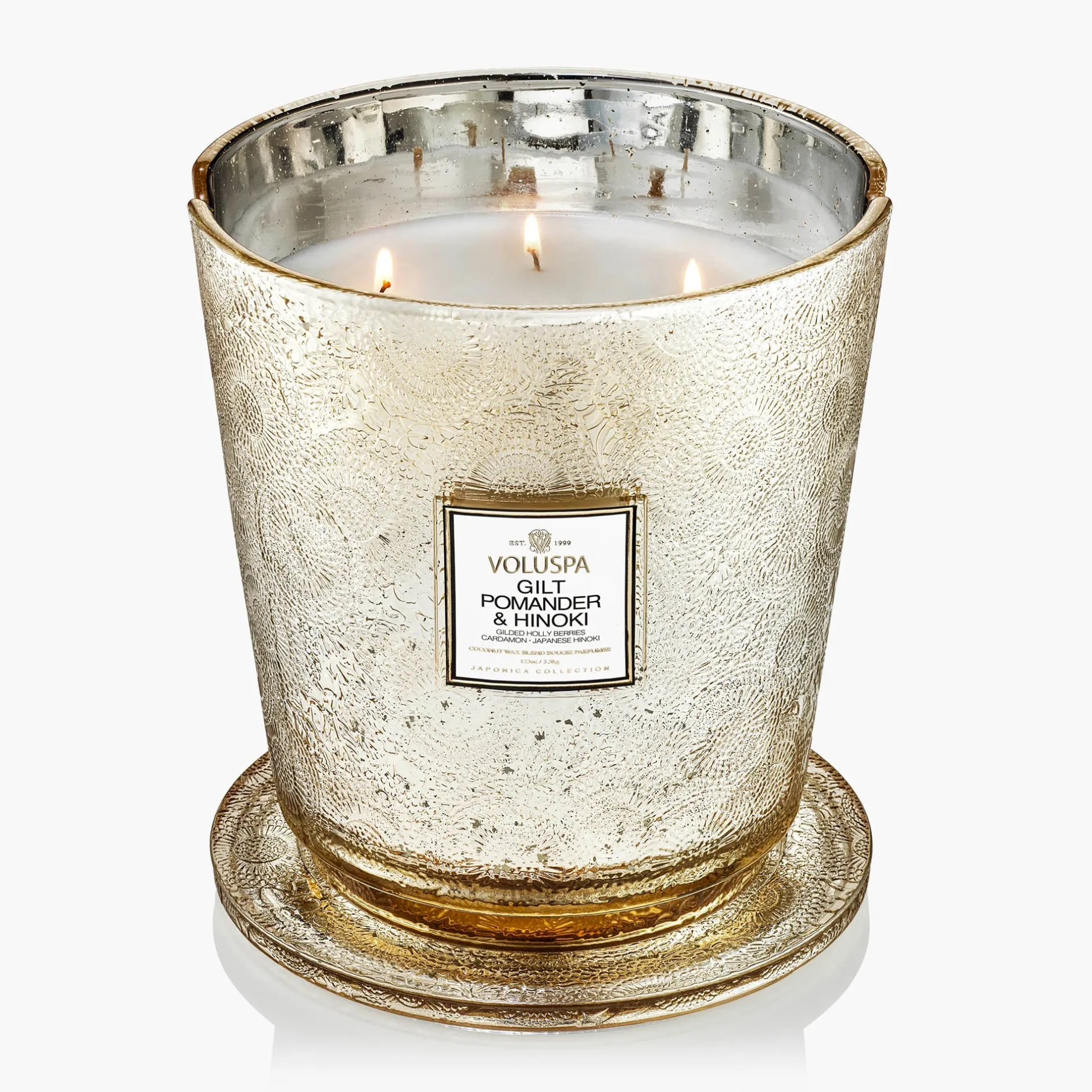 Voluspa Gilt Pomander Hinoki|5 Wick Hearths|Gilt Pomander & Hinoki