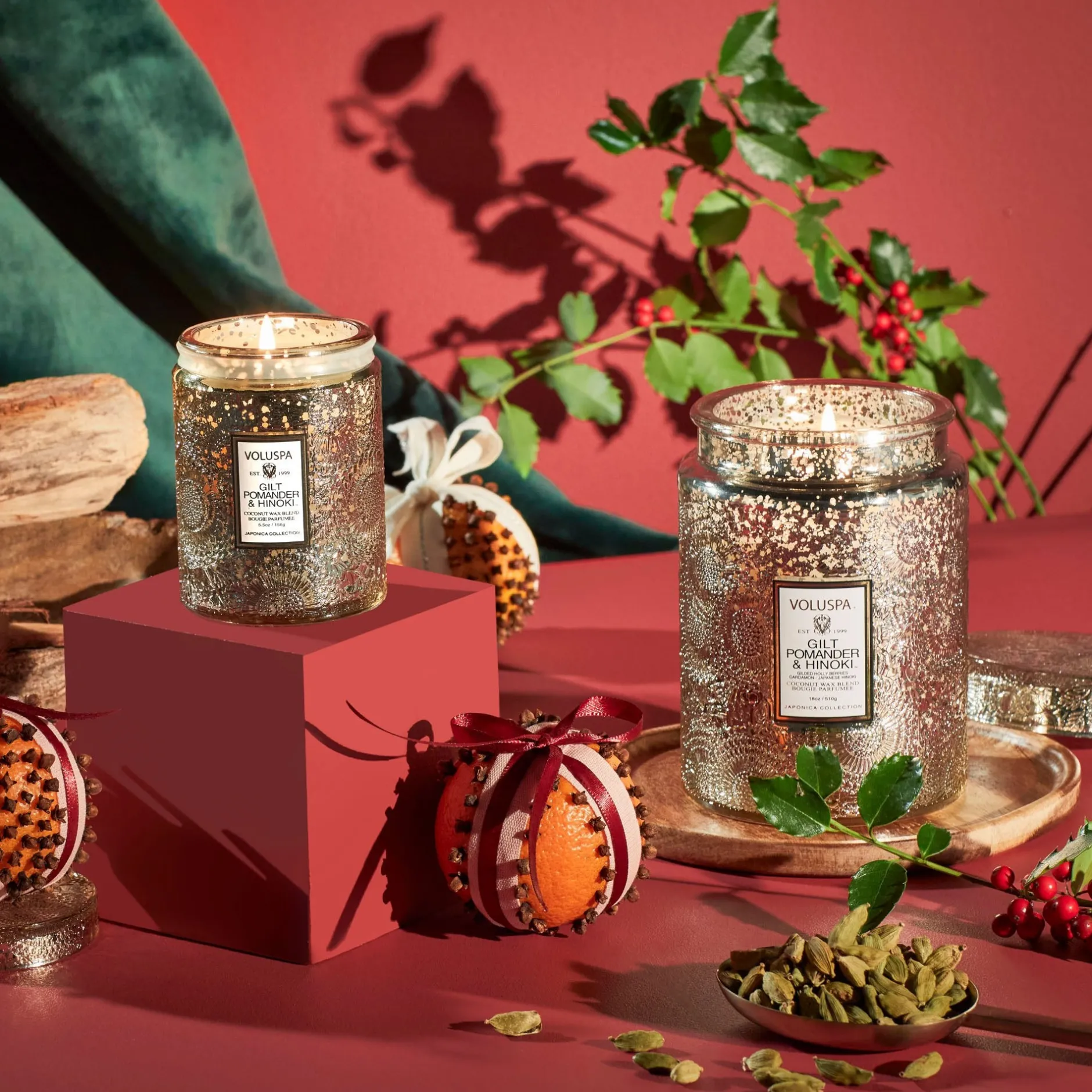 Voluspa Gilt Pomander Hinoki|Large Jars|Gilt Pomander & Hinoki