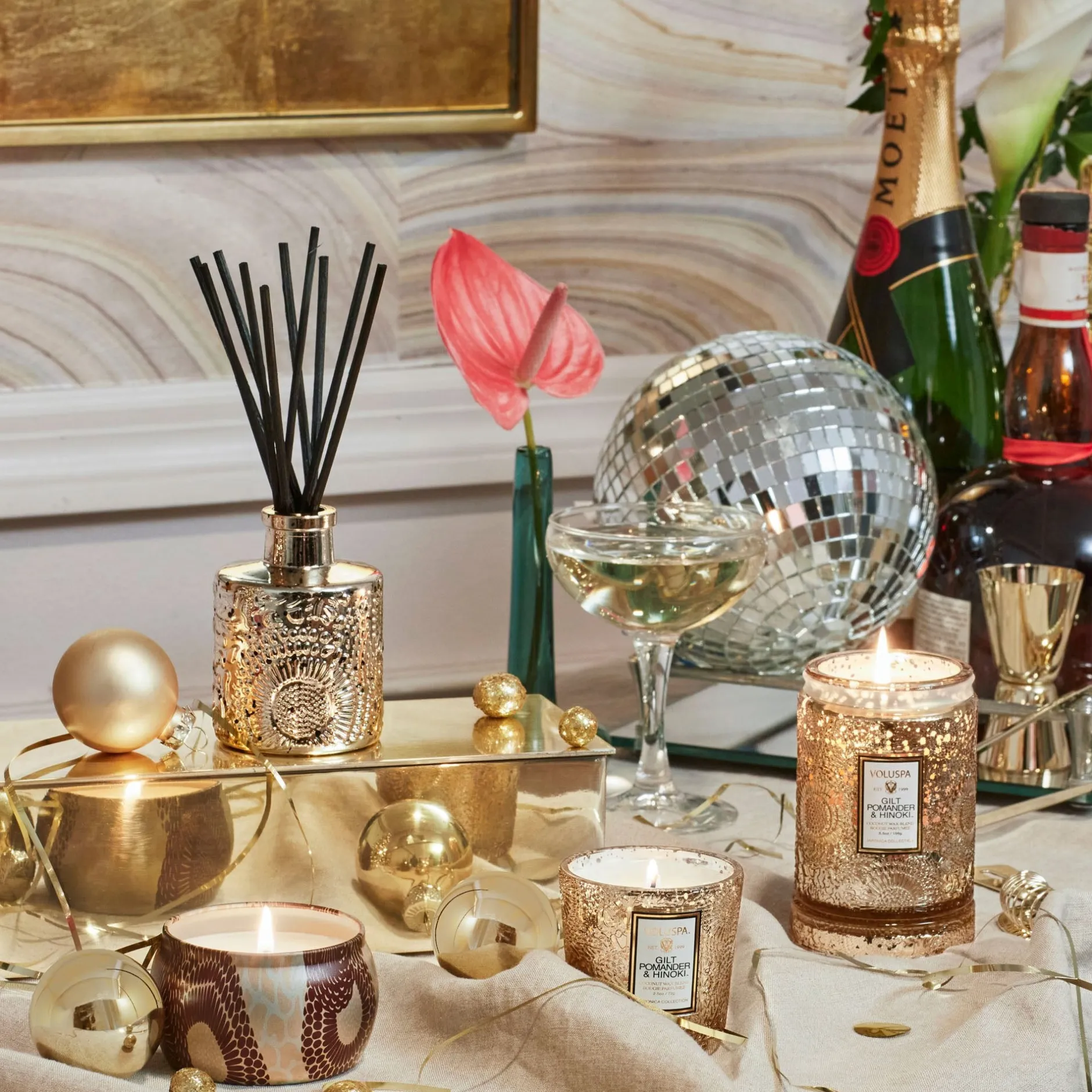 Voluspa Gilt Pomander Hinoki|Reed Diffusers|Gilt Pomander & Hinoki