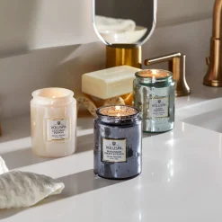 Voluspa Small Jars|Makassar Ebony & Peach