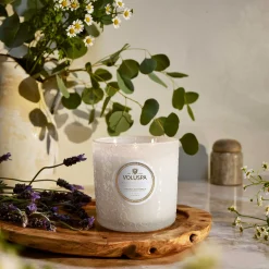 Voluspa 3 Wick Hearths + Luxe|Mountain Lavender & Chamomile|Mountain Lavender & Chamomile