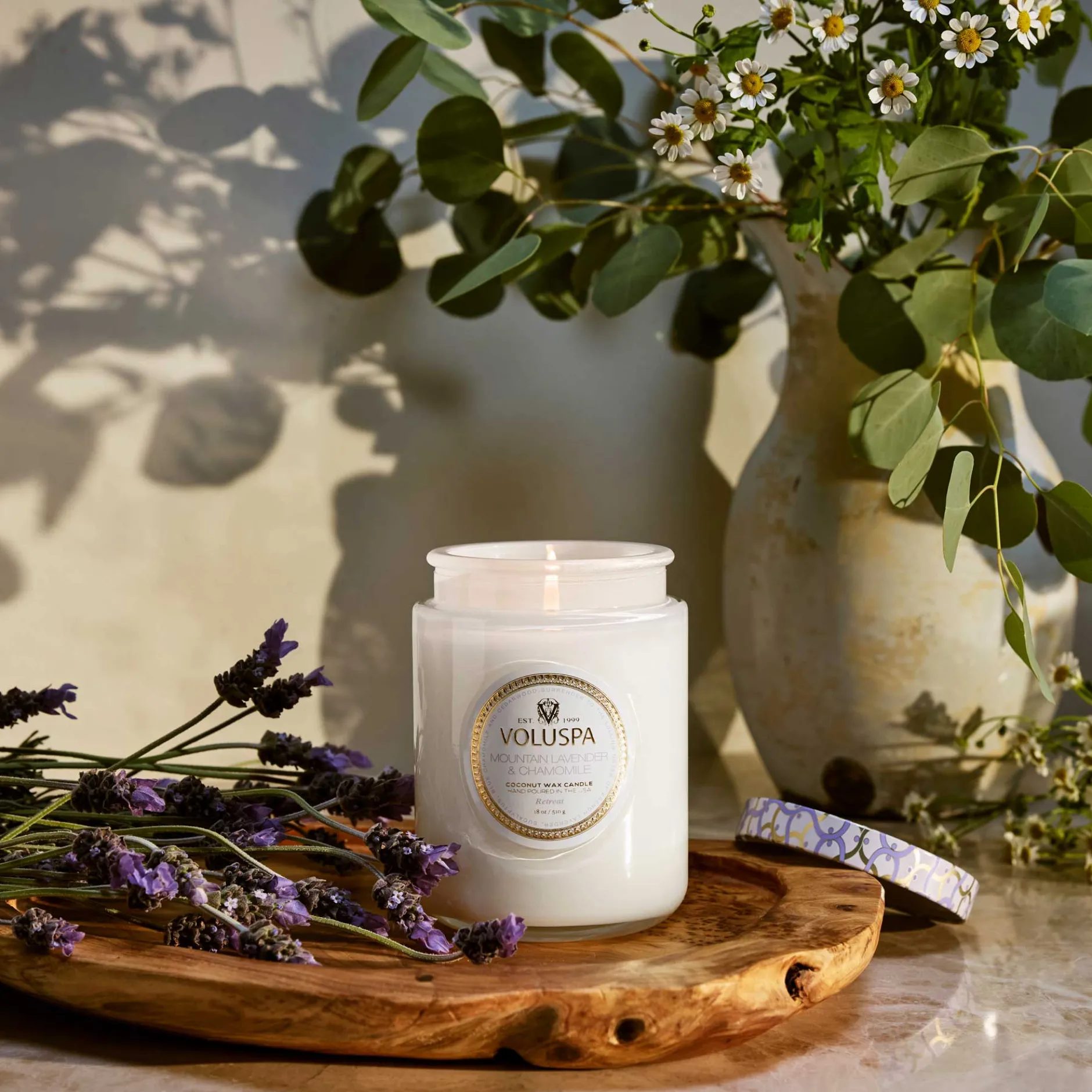 Voluspa Large Jars|Mountain Lavender & Chamomile|Mountain Lavender & Chamomile