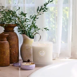 Voluspa 5 Wick Hearths|Mountain Lavender & Chamomile|Mountain Lavender & Chamomile