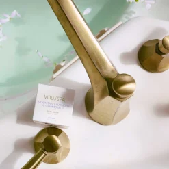 Voluspa Mountain Lavender & Chamomile|Mountain Lavender & Chamomile