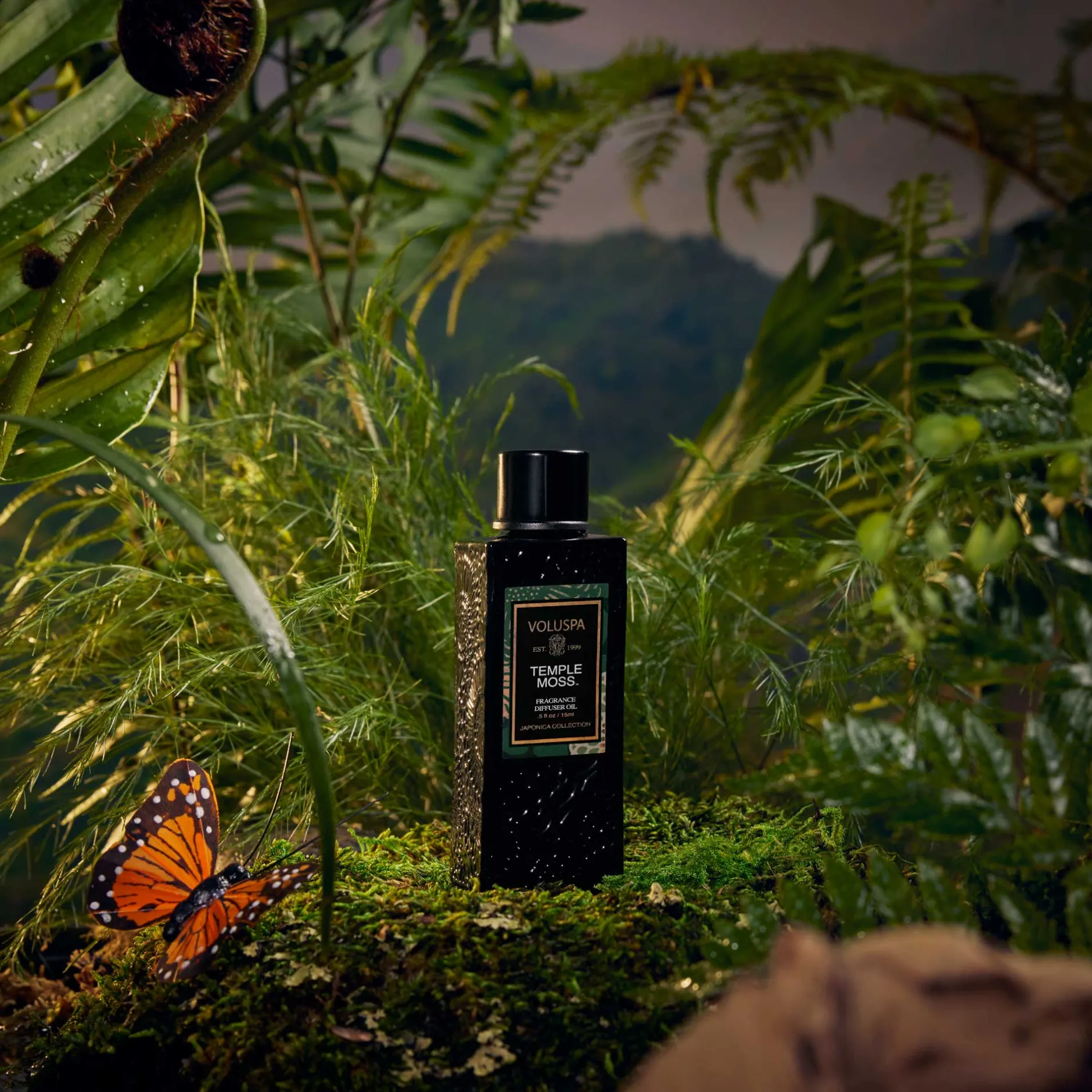 Voluspa Ultrasonic Diffuser Oils|Ultrasonic Diffuser Device|Temple Moss