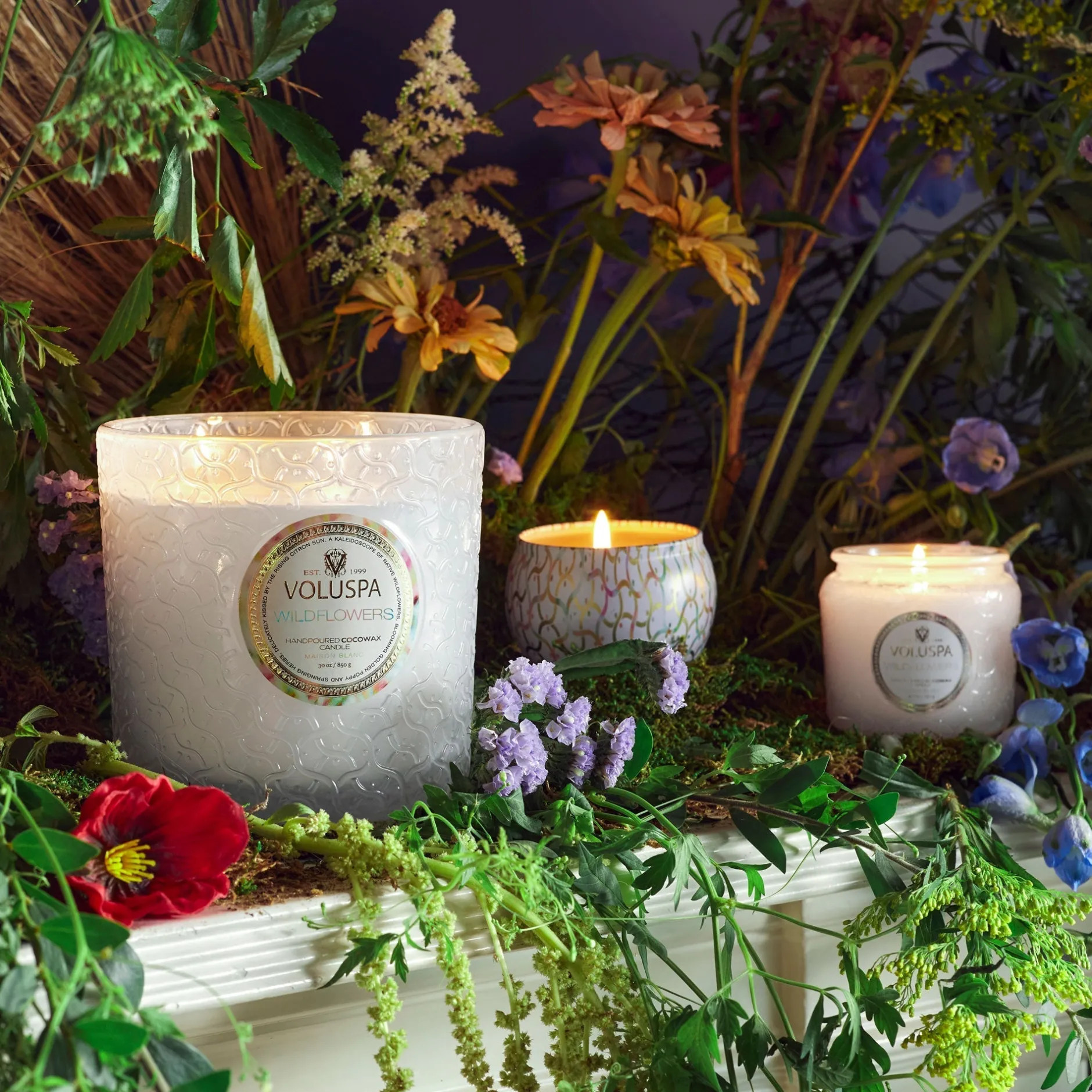 Voluspa 3 Wick Hearths + Luxe|Wildflowers